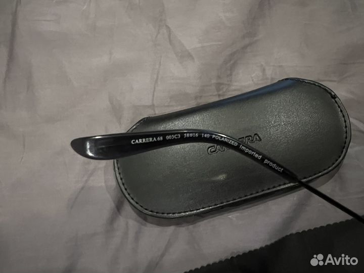 Солнцезащитные очки Carrera