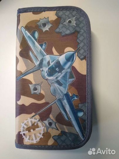 Пенал школьный