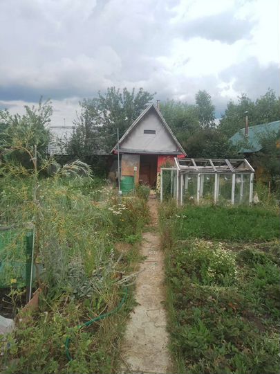 Дом 20 м² на участке 5 сот.
