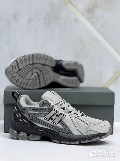 Кроссовки New Balance 1906