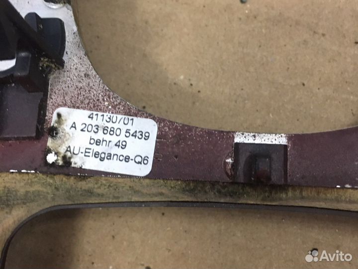 Накладка декоративная Mercedes W203 (3015)