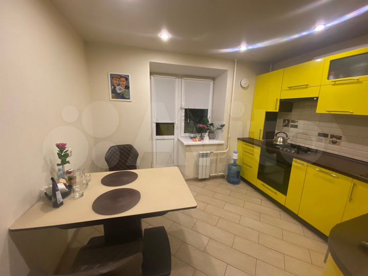 2-к. квартира, 57 м², 5/9 эт.