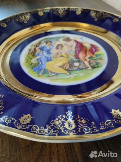 Тарелка фарфоровая. Мадонна. Кобальт. Чехословакия