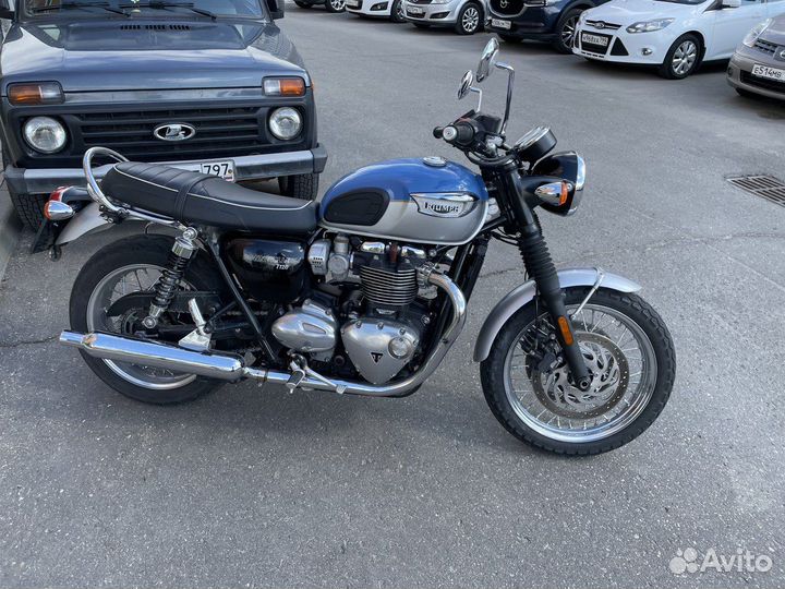 Мотоцикл Triumph Bonneville T120