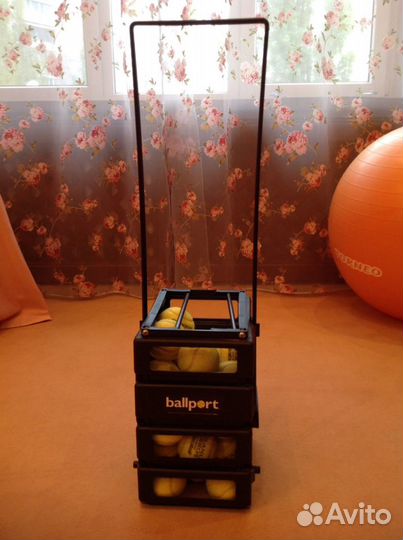 Корзина для теннисных мячей