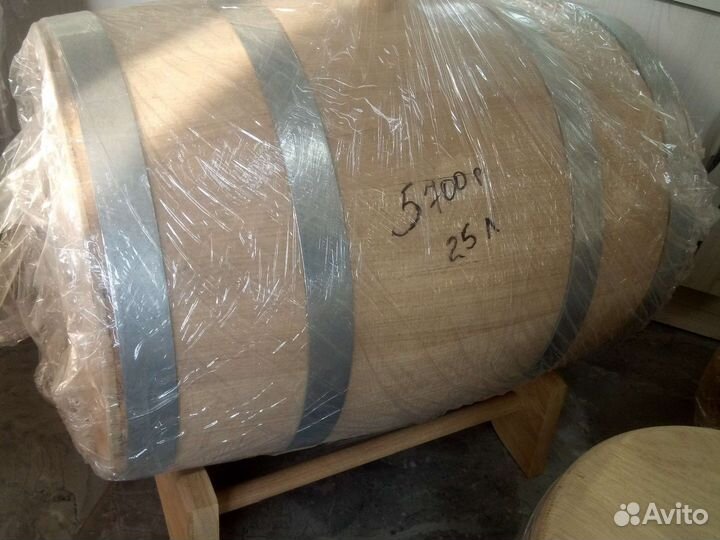 Бочка деревянная