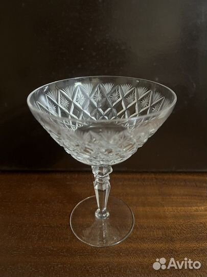 Ваза хрустальная