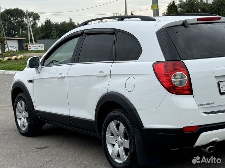 Chevrolet Captiva 2.2 AT, 2012, 235 000 км