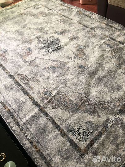 Ковер 2 на 3 новый