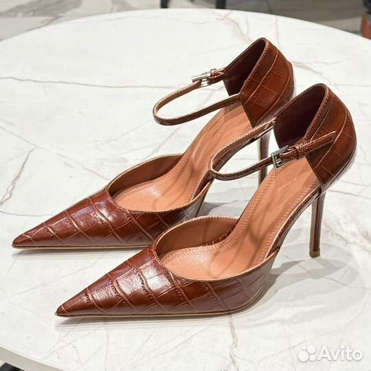 Босоножки женские