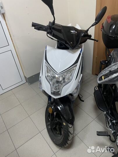 Скутер Regulmoto eagle 50 (LJ80QT-3L) колёса R12