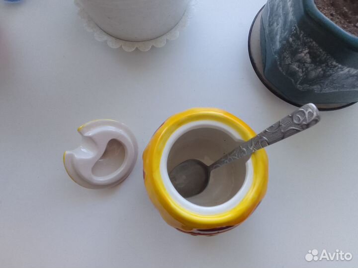 Емкость, баночка для меда