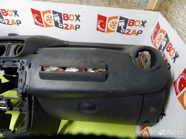 Панель торпеда Nissan Terrano 3 D10 2.0 2018