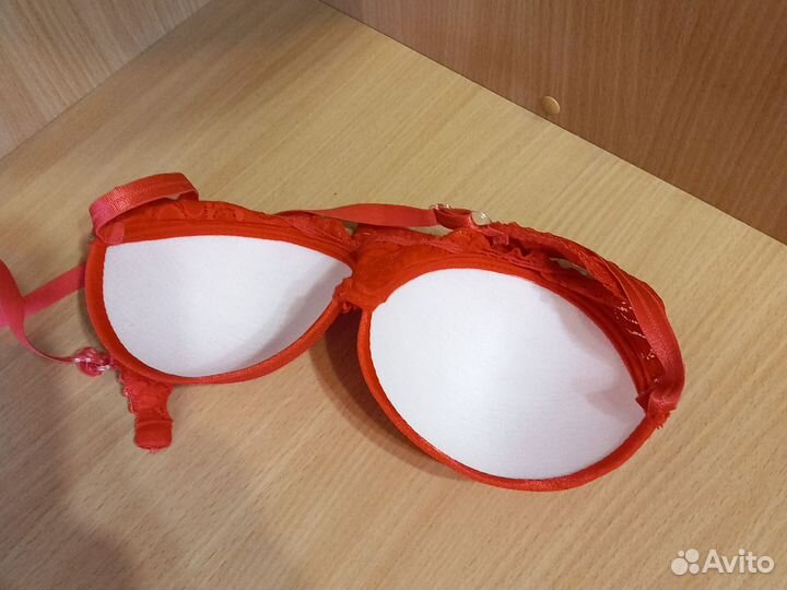 Бюстгальтер