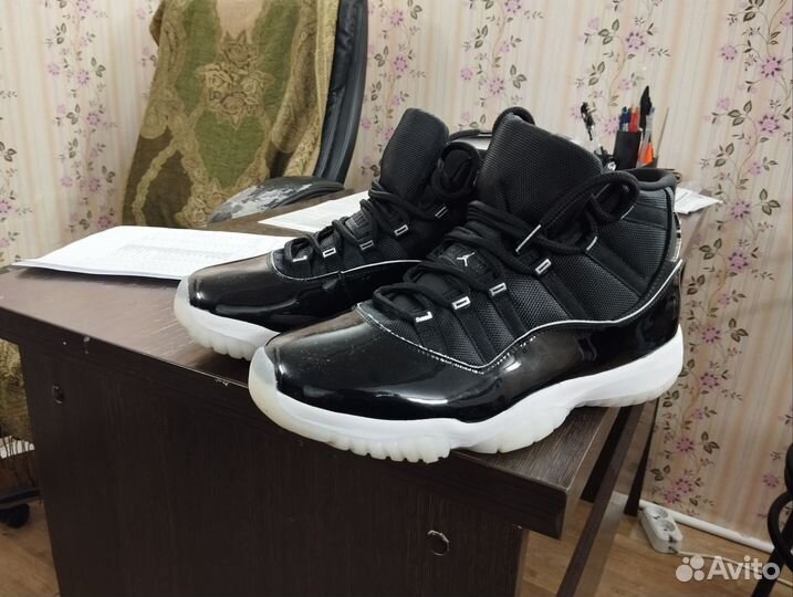 Кроссовки air jordan 11