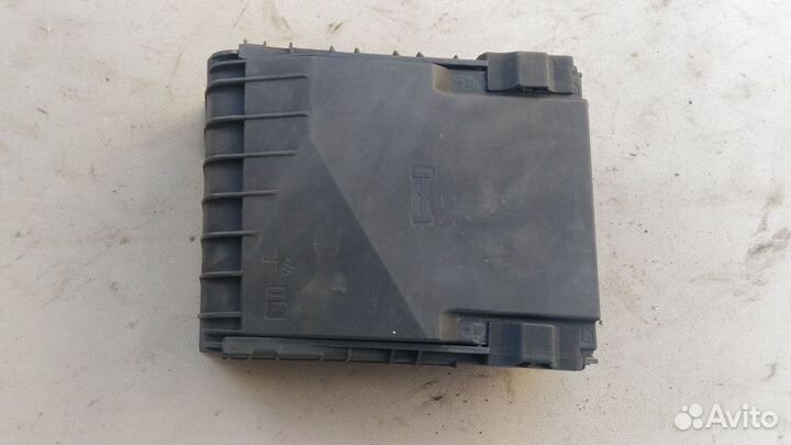 Блок предохранителей для VW Passat (B6) 2005-2010