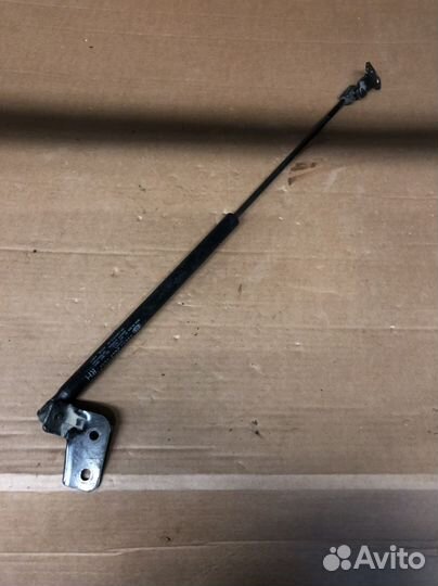 Амортизатор двери багажника Kia Rio 1Универсал A5D