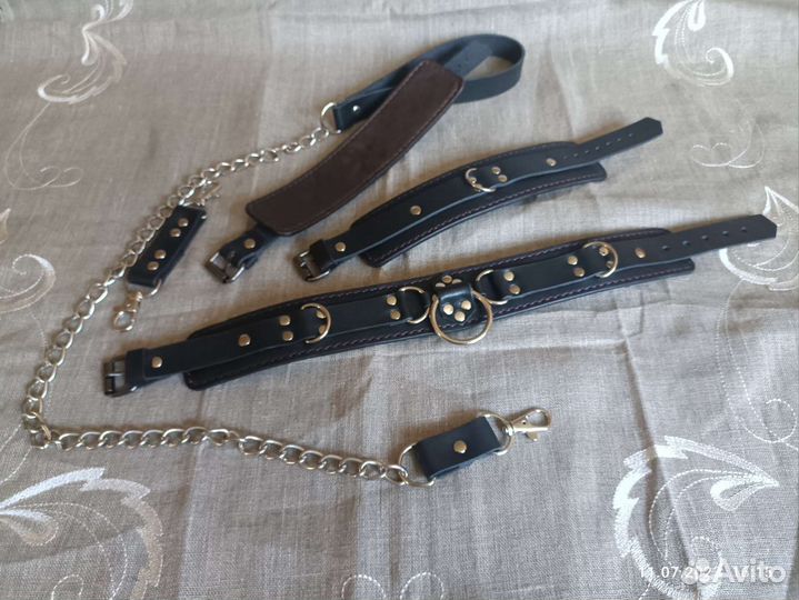 Кожаный парный браслет и чокер