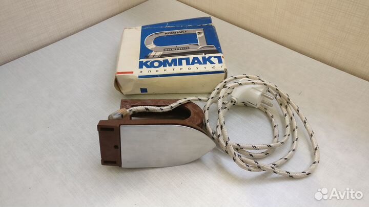 Утюг электрический компакт СССР Ут.220-0.45.220