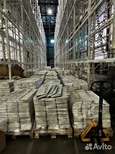 Полка стеллажная на ярус настил