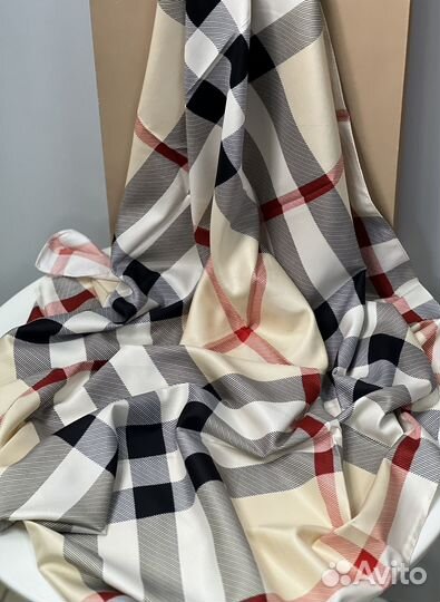 Платок Burberry