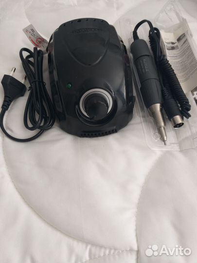 Аппарат для маникюра и педикюра