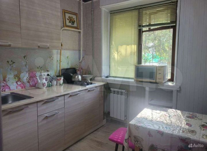2-к. квартира, 44 м², 1/4 эт.