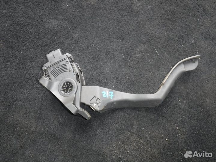 Педаль газа Peugeot 308