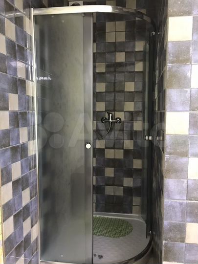 Комната 90 м², 2/2 эт.