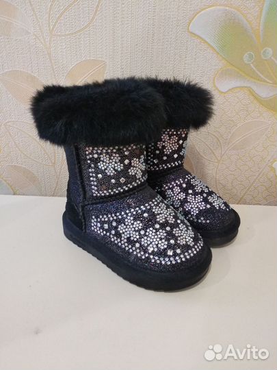 Зимние сапожки для девочки