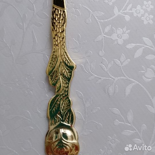 Набор столовых приборов для чаепития