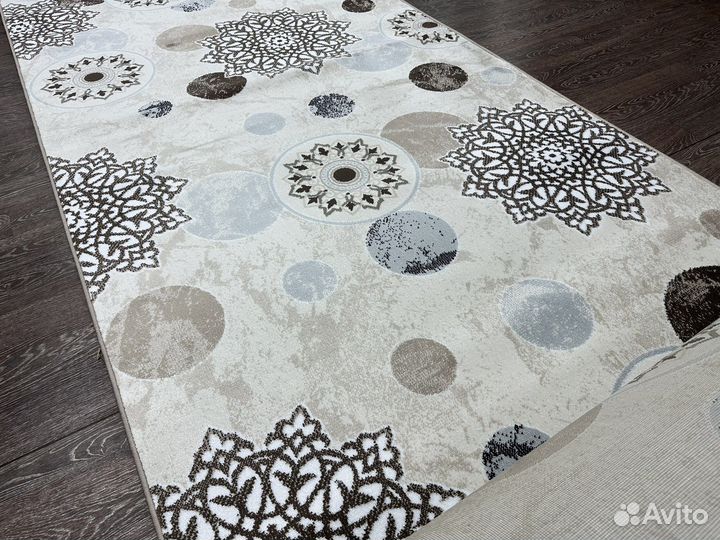 Ковер, ковровая дорожка 1.5м бежевая