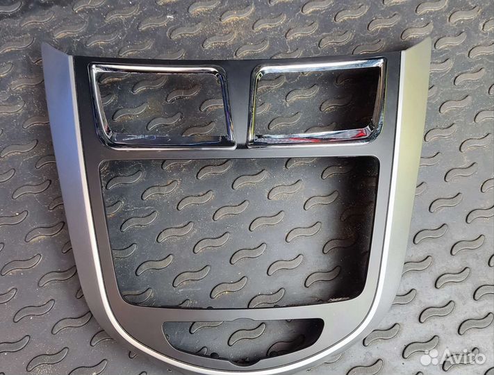 Оригинальная штатная магнитола hyundai solaris