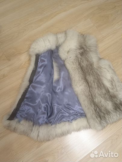 Жилетка меховая женская 44