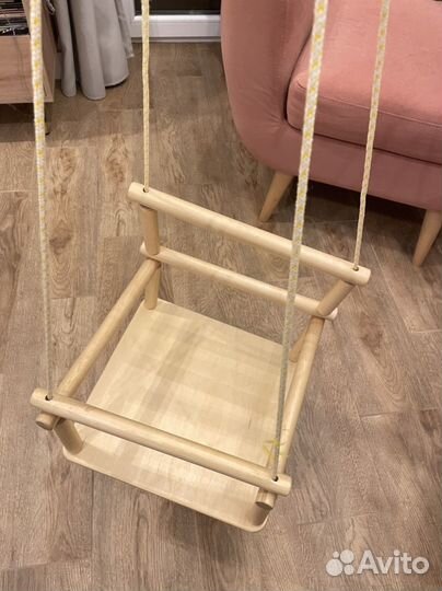 Детская качель подвесная