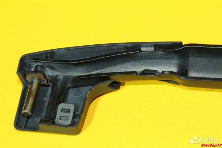 VW Phaeton Поводок стеклоочистителя правый