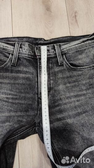 Джинсы новые