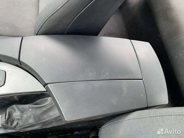 Консоль салона (кулисная часть) BMW 5 E60/E61