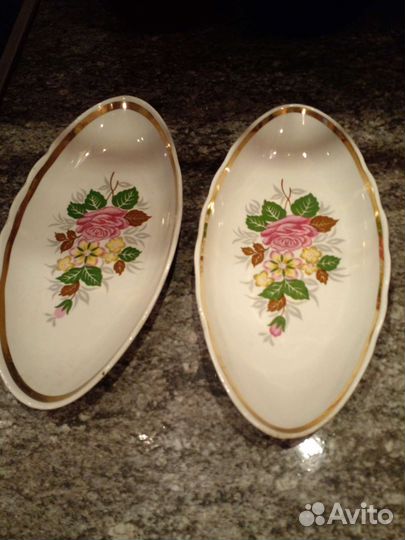 Два блюда, три селёдочницы селёдочницы три шту