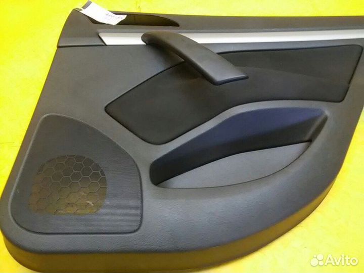 Обшивка двери задней правой Octavia (A5 1Z)