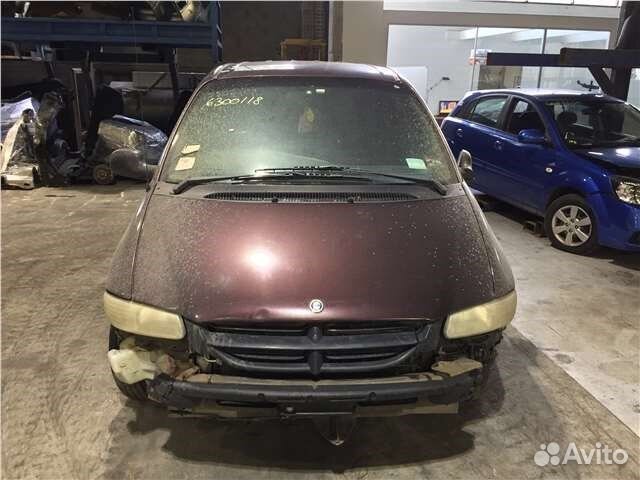 Разбор на запчасти Chrysler Voyager