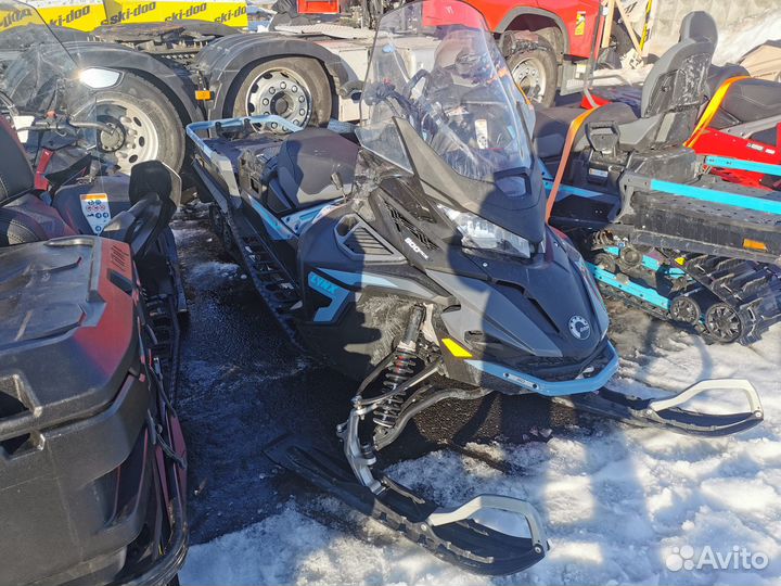 BRP lynx commander STD 900 ACE