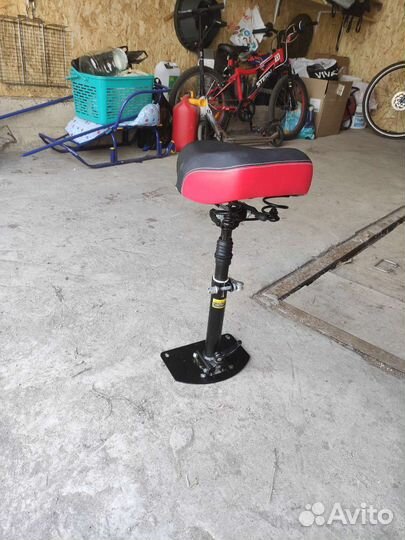 Сиденье на электросамокат