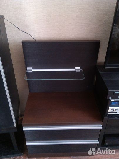 Тумба прикроватная