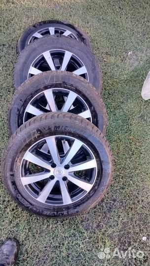 Michelin X-Ice North 4 185/65 R15