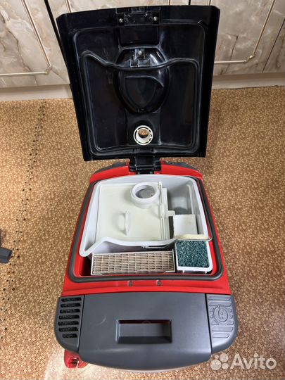 Моющий пылесос Thomas