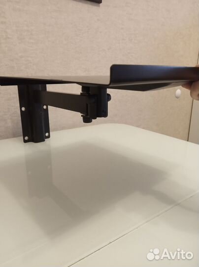 Полка настенная,универсальная,с поворотным столом