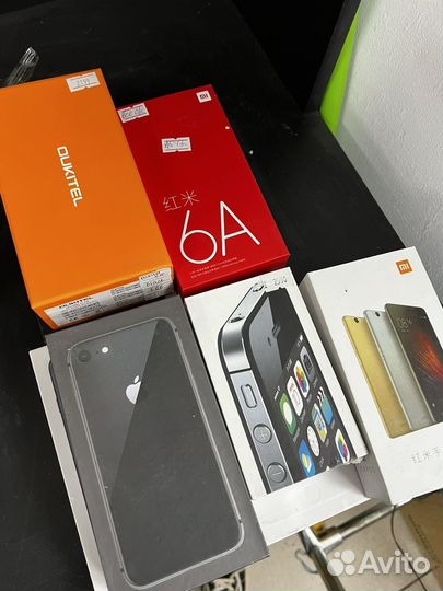 Коробки из под телефонов