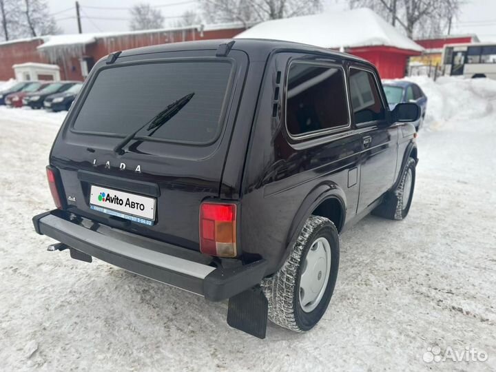 LADA 4x4 (Нива) 1.7 МТ, 2016, 140 000 км