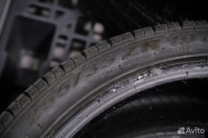 Pirelli P Zero Rosso SUV 305/30 R19